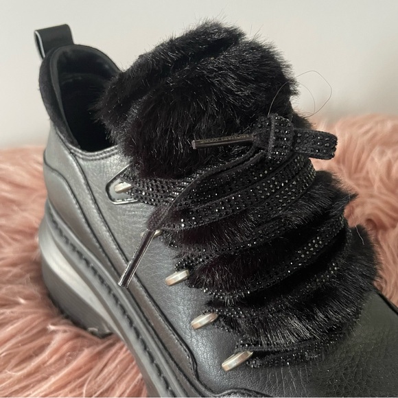 Black Women's Platform Sneakers - Picture 6 of 10